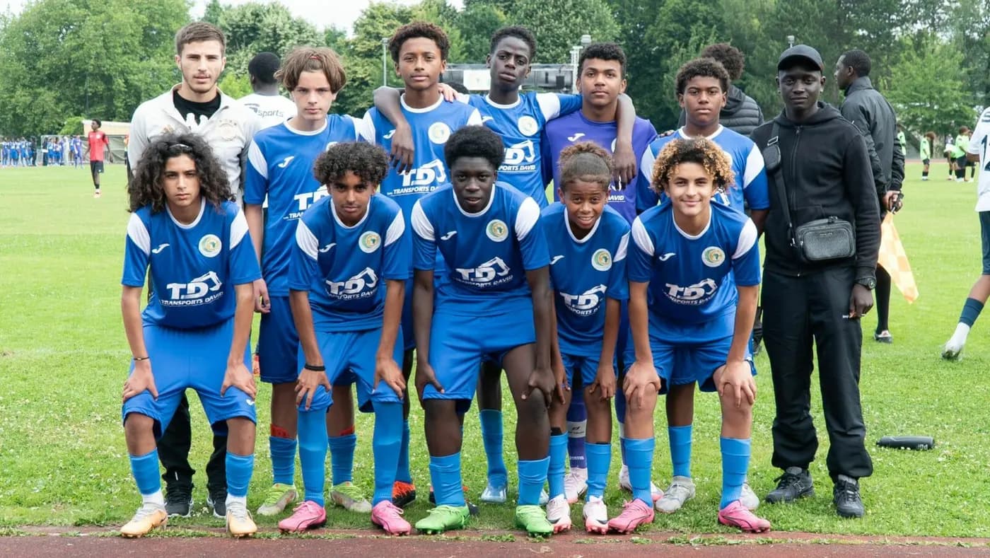 Photo d’équipe d’une formation engagée au Tournoi des Challengers