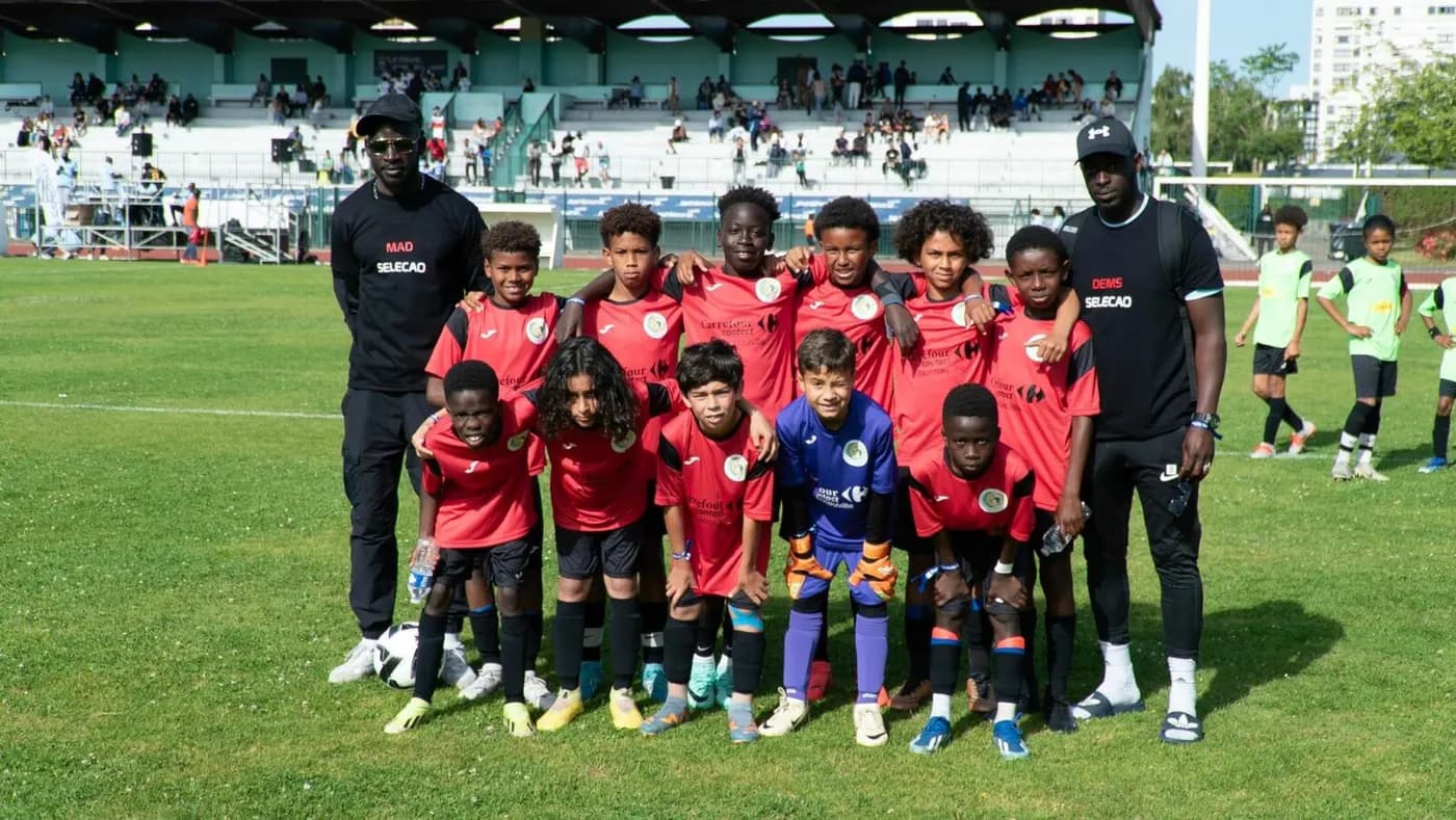 Photo d’équipe d’une formation engagée au Tournoi des Challengers